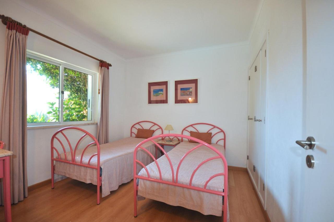 Modern, Comfortable And Well Equipped Private Pool Villa Quarteira